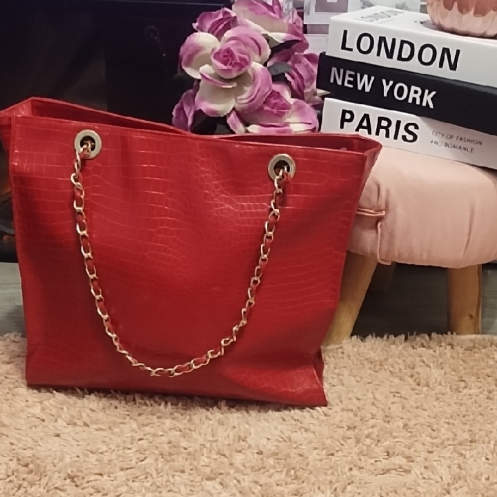 Red Chain Tote Bag